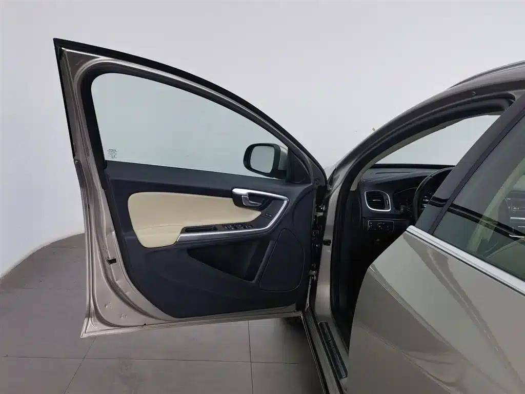 2014 Volvo V60 T5 Smart Edition — миниатюра 8