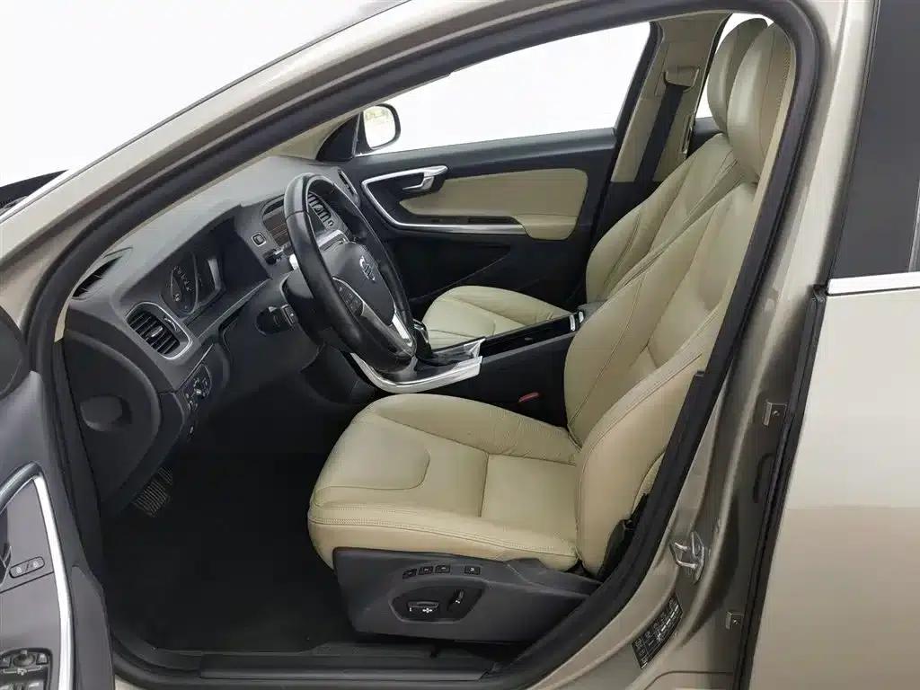 2014 Volvo V60 T5 Smart Edition — миниатюра 10