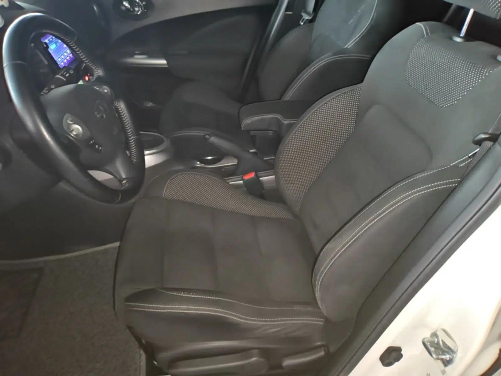 Infiniti ESQ 2014 1.6L Spontaneous Edition — миниатюра 18
