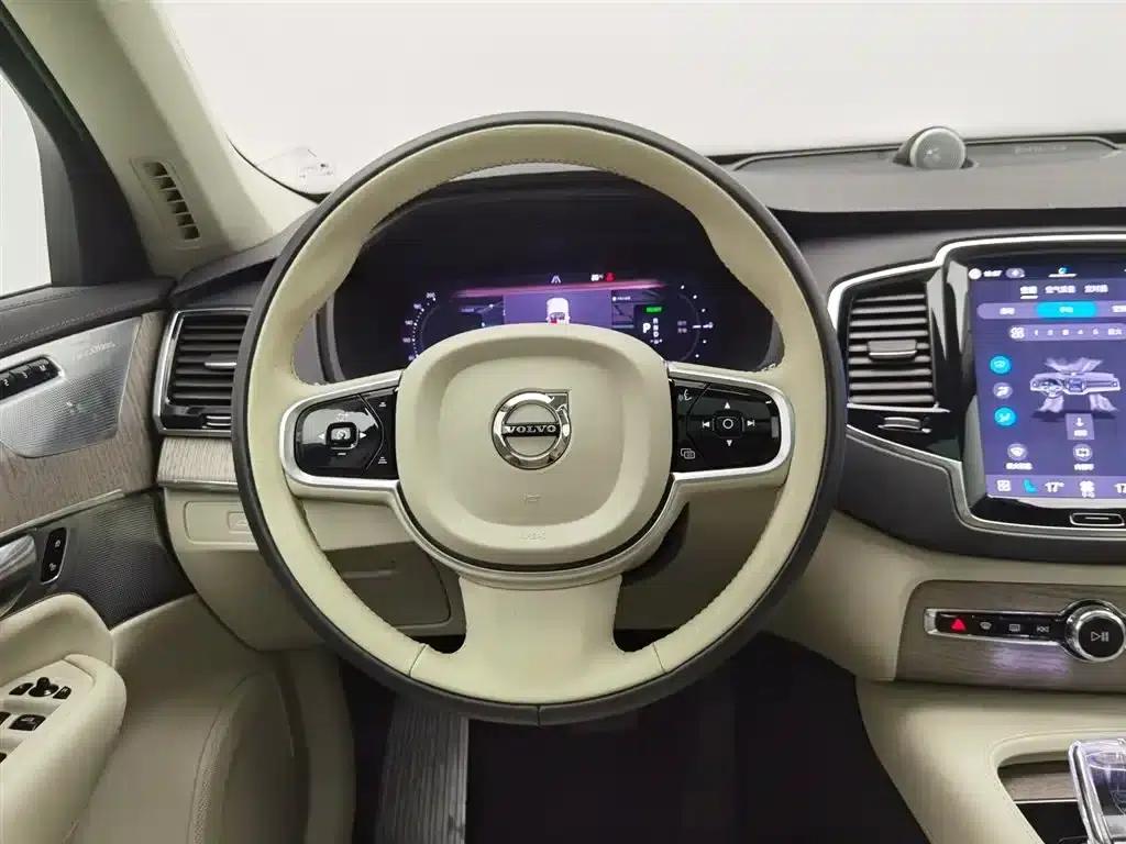 2023 Volvo XC90 Plug-in Hybrid T8 Recharge Luxury 7-Seater — миниатюра 11