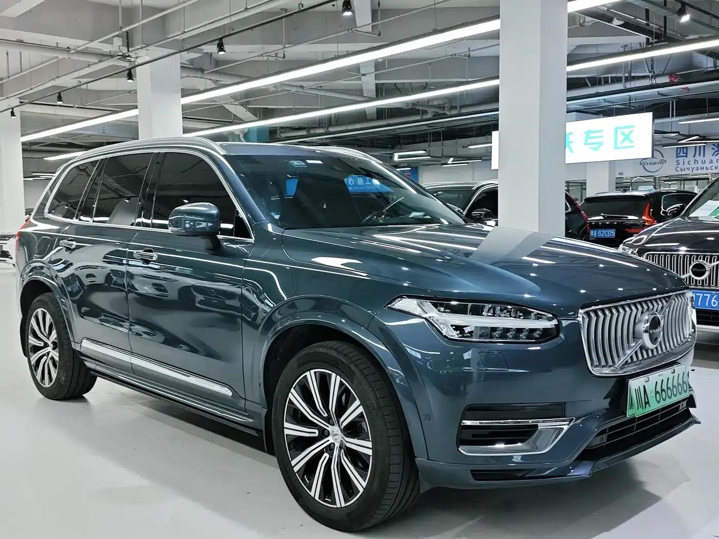 2021 Volvo XC90 Plug-in Hybrid E-Drive Hybrid T8 Inscription Luxury Edition (7-seater) — миниатюра 3