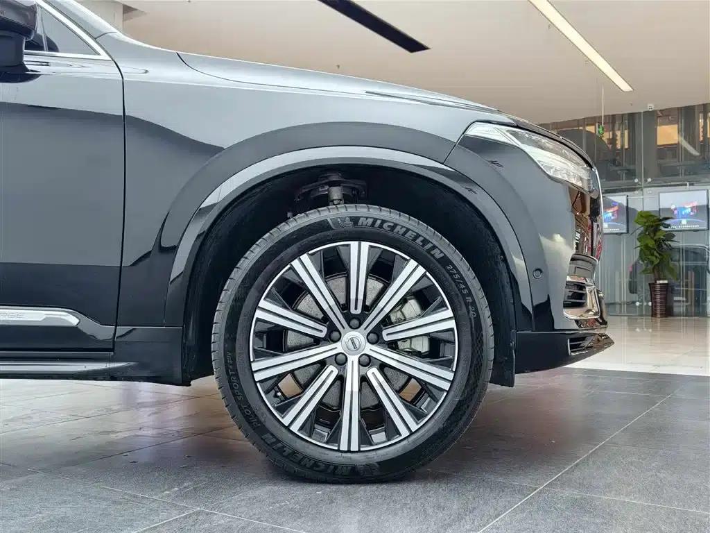 2022 Volvo XC90 Plug-in Hybrid E-Drive Hybrid T8 Inscription Luxury Edition (7-seater) — миниатюра 14