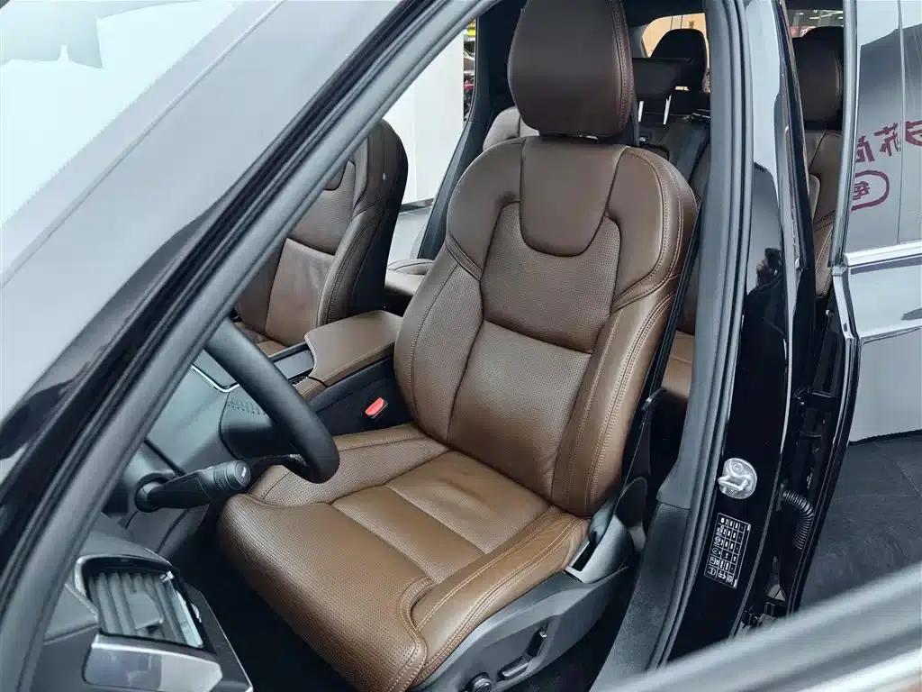 2022 Volvo XC90 Plug-in Hybrid E-Drive Hybrid T8 Inscription Luxury Edition (7-seater) — миниатюра 17