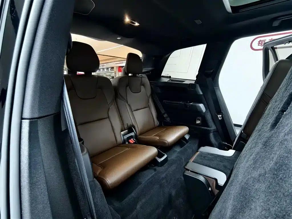 2022 Volvo XC90 Plug-in Hybrid E-Drive Hybrid T8 Inscription Luxury Edition (7-seater) — миниатюра 21