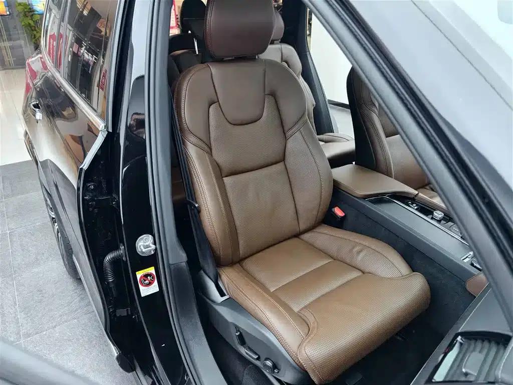 2022 Volvo XC90 Plug-in Hybrid E-Drive Hybrid T8 Inscription Luxury Edition (7-seater) — миниатюра 26