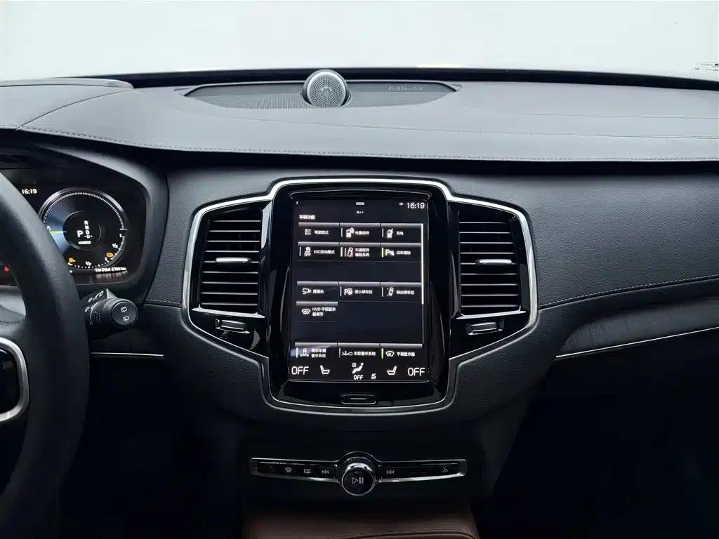 2022 Volvo XC90 Plug-in Hybrid E-Drive Hybrid T8 Inscription Luxury Edition (7-seater) — миниатюра 30