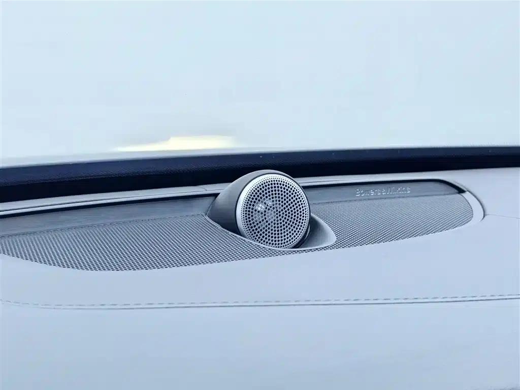 2022 Volvo XC90 Plug-in Hybrid E-Drive Hybrid T8 Inscription Luxury Edition (7-seater) — миниатюра 35