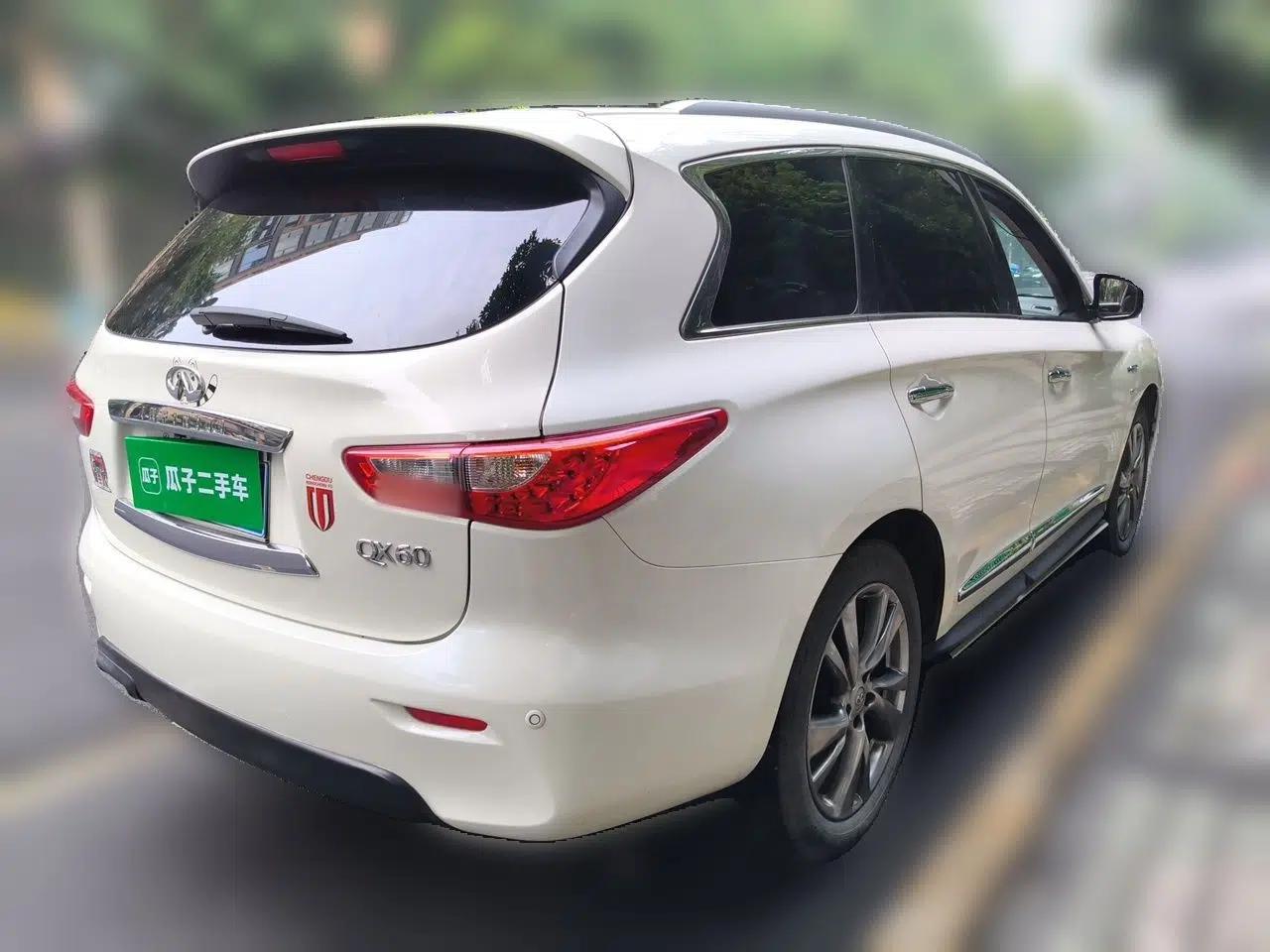 Infiniti QX60 2014 2.5 S/C Hybrid Two-Wheel Drive Excellence Edition — миниатюра 6
