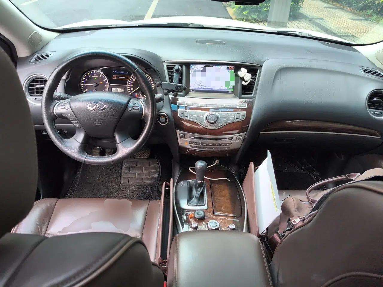 Infiniti QX60 2014 2.5 S/C Hybrid Two-Wheel Drive Excellence Edition — миниатюра 10