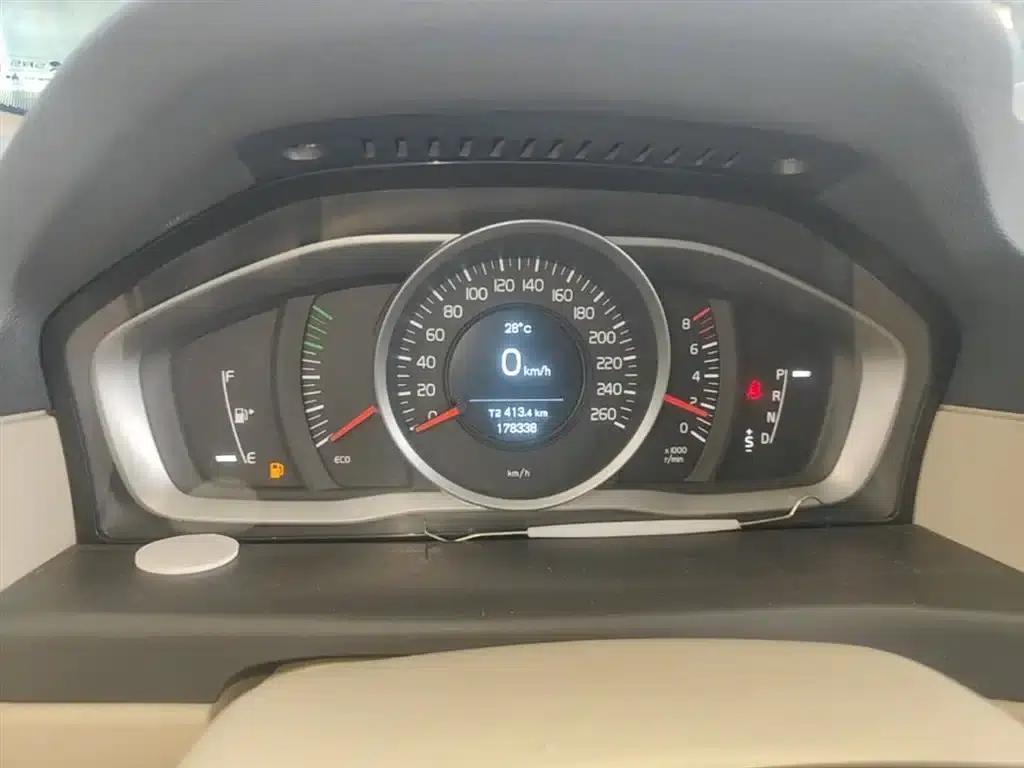2014 Volvo S80L 2.0T T5 Smart Edition — миниатюра 12
