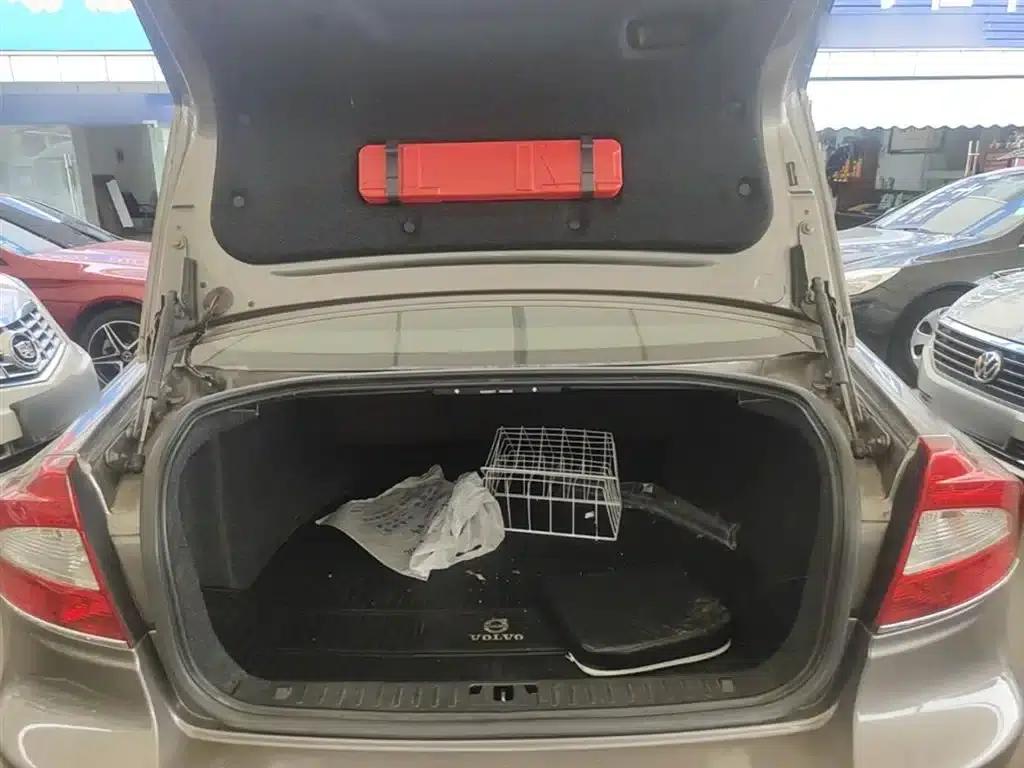 2014 Volvo S80L 2.0T T5 Smart Edition — миниатюра 19