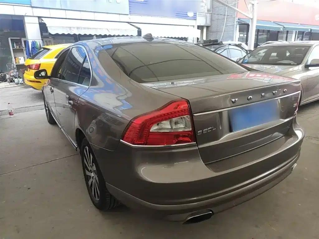 2014 Volvo S80L 2.0T T5 Smart Edition — миниатюра 5