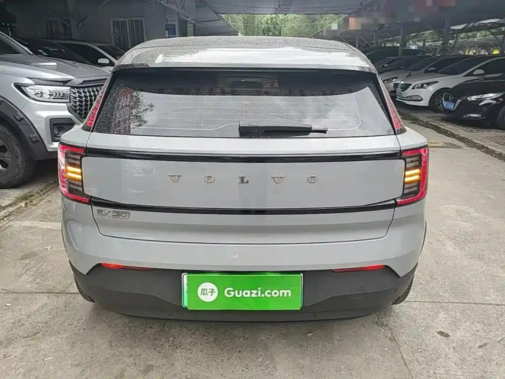 Volvo EX30 2025 Rear-Wheel Drive Long Range Ultra — миниатюра 6