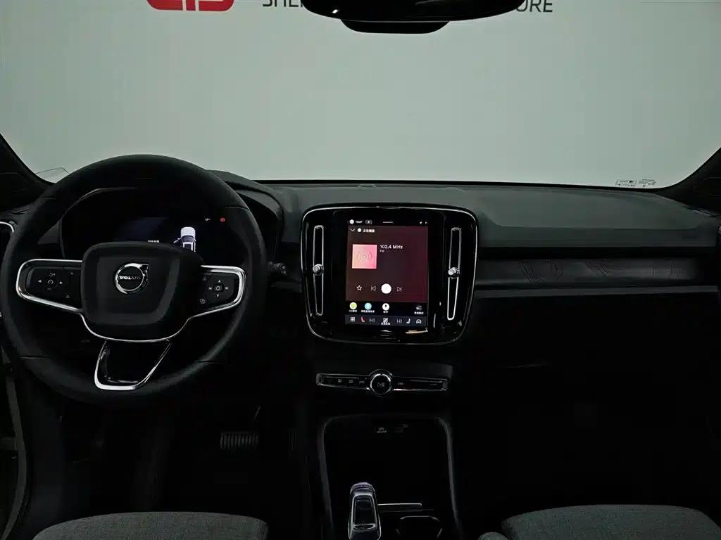 Volvo XC40 PHEV 2023 Long Range Edition — миниатюра 14