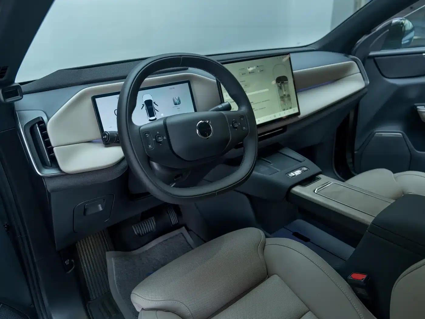 2026 Volvo XC70 Plug-in Hybrid, All-Wheel Drive, Ultra Range — миниатюра 10