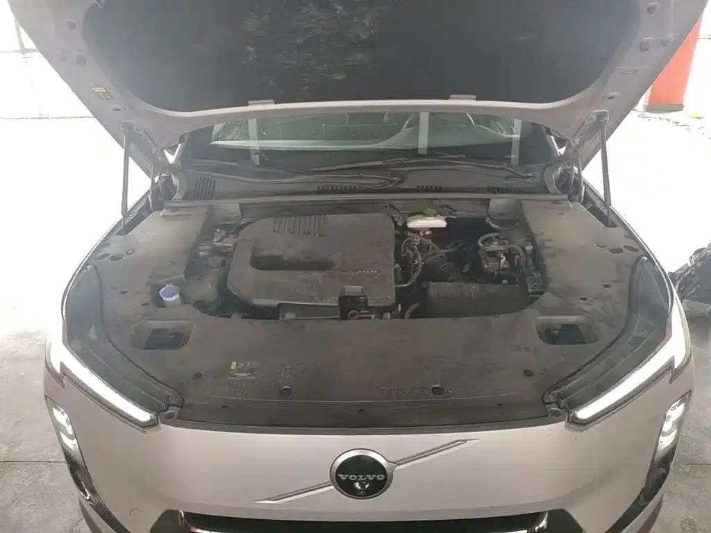 2026 Volvo XC70 Plug-in Hybrid (Two-Wheel Drive, Long Range, Core) — миниатюра 20