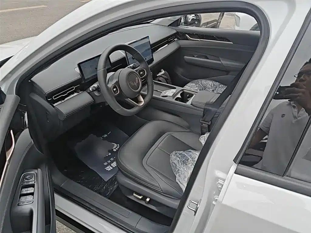 Wuling Xingguang 2025 Model 70km/h Intelligent Standard Edition — миниатюра 15