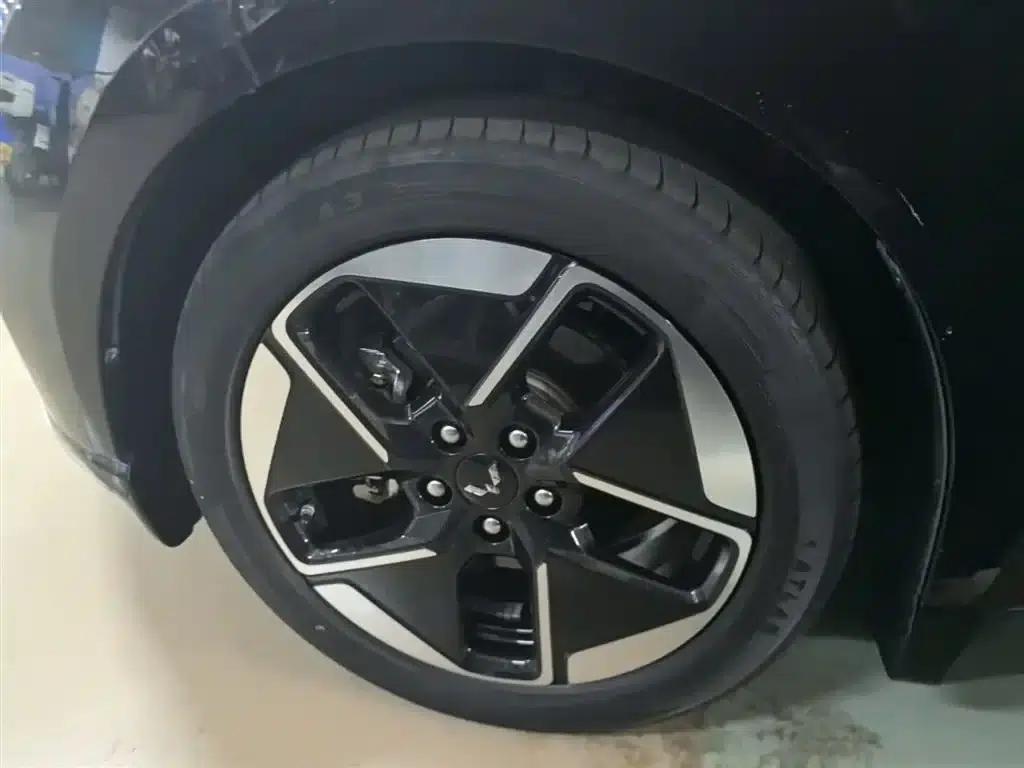 Wuling Xingguang 2023 Model 150 Advanced Edition — миниатюра 22
