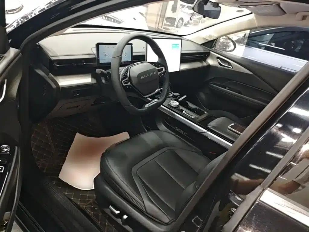 Wuling Xingguang 2024 Co-creation Edition 510 Advanced Model — миниатюра 15