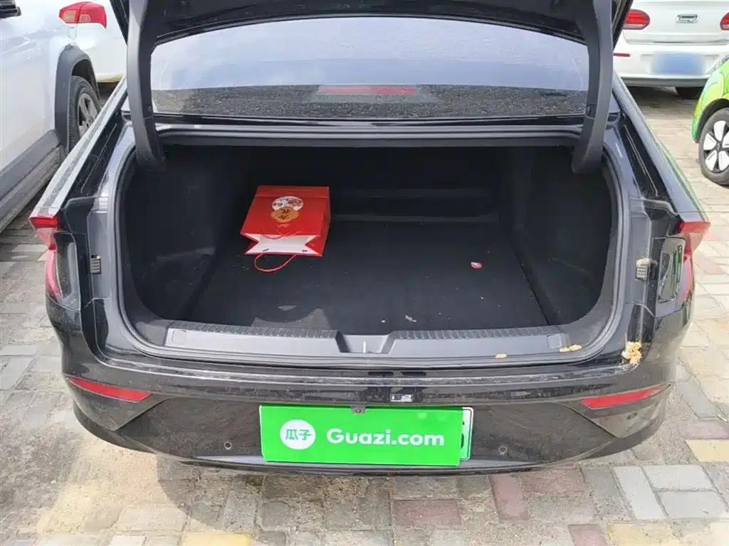 Wuling Xingguang 2025 Model 610km Smart Flagship Edition — миниатюра 19