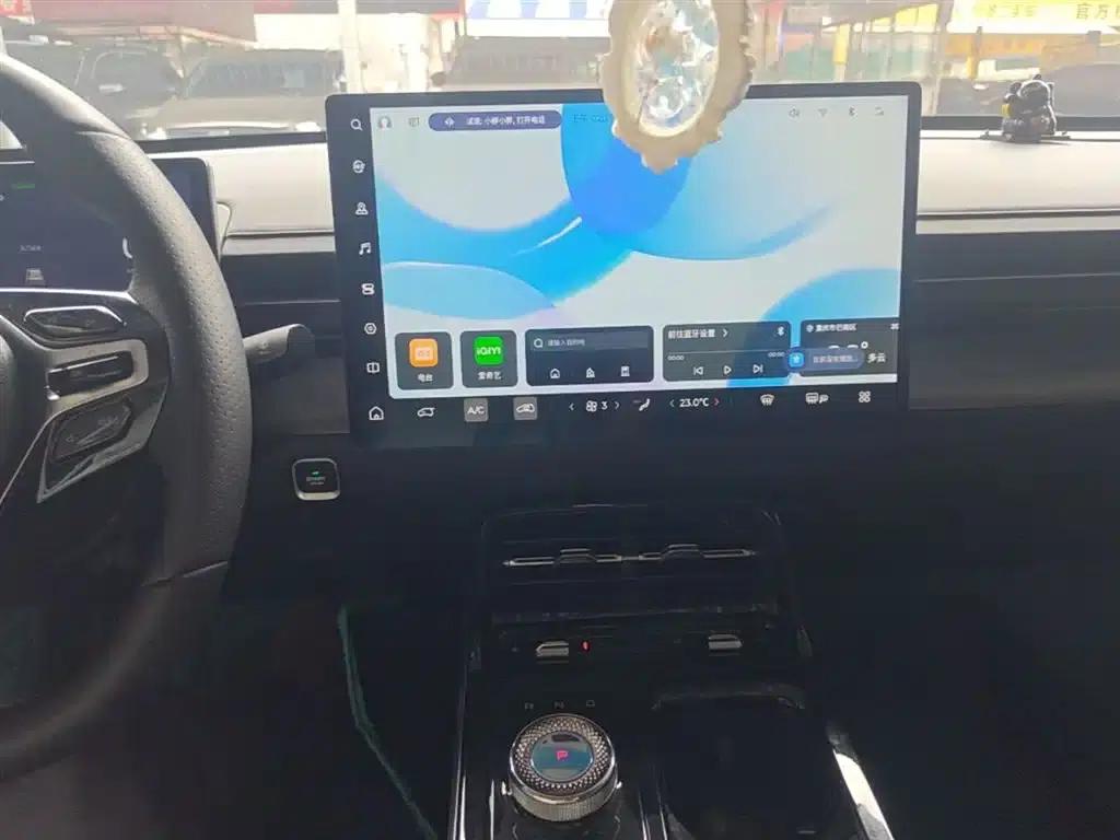 Wuling Xingguang 2024 Co-creation Edition 510 Advanced Model — миниатюра 13