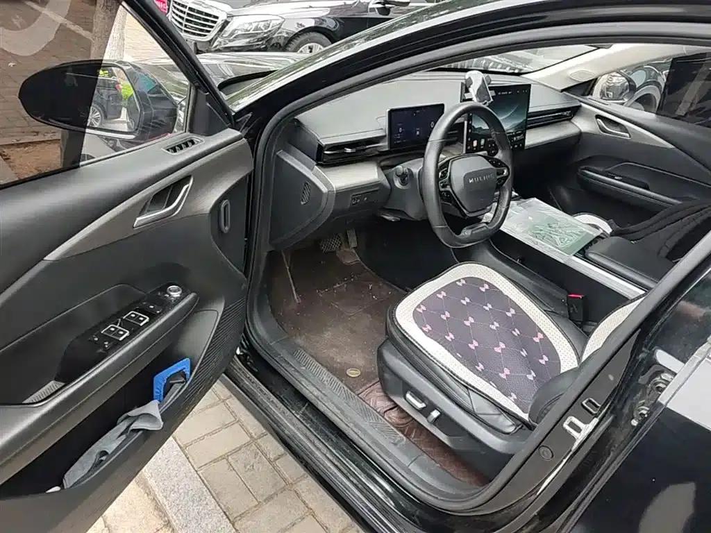 Wuling Xingguang 2023 Model 150 Advanced Edition — миниатюра 16