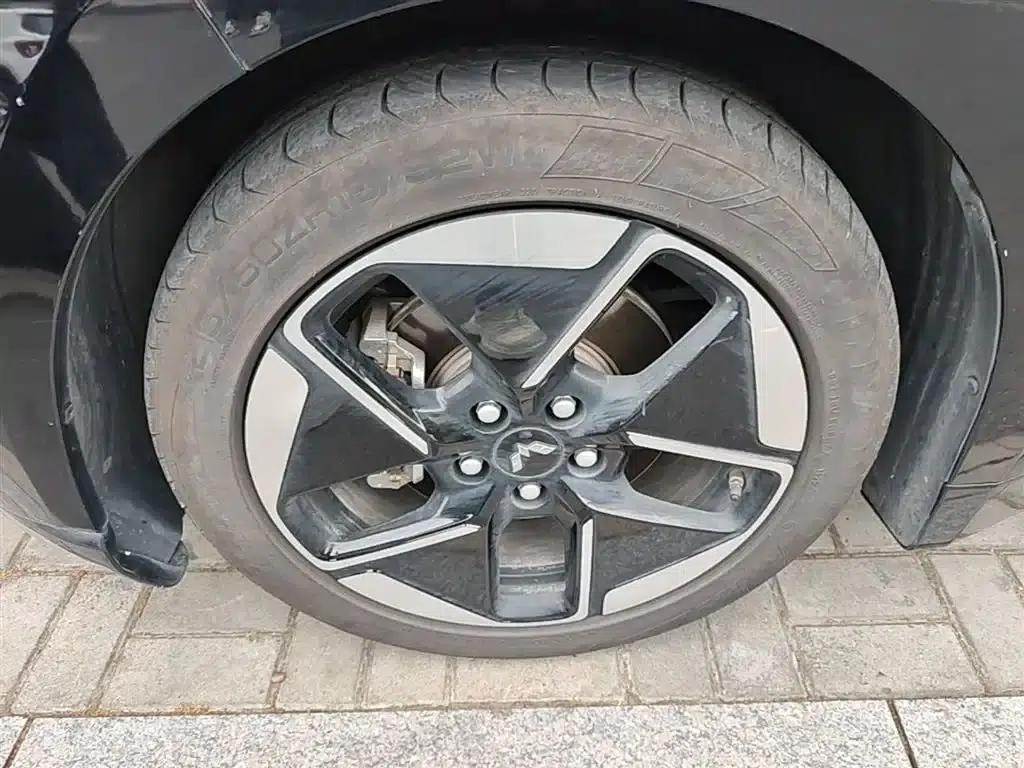 Wuling Xingguang 2023 Model 150 Advanced Edition — миниатюра 23