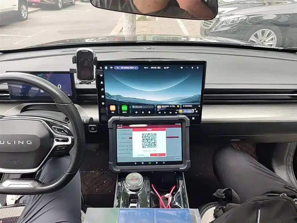 Wuling Xingguang 2023 Model 150 Advanced Edition — миниатюра 10