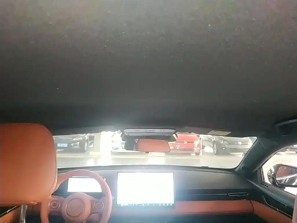 Wuling Xingguang 2025 Model 610km Smart Flagship Edition — миниатюра 18
