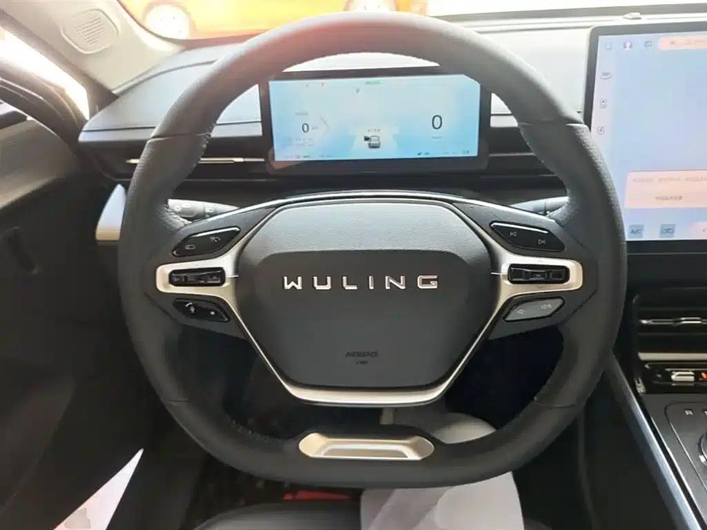 Wuling Xingguang 2024 Co-creation Edition 150 Advanced Model — миниатюра 11