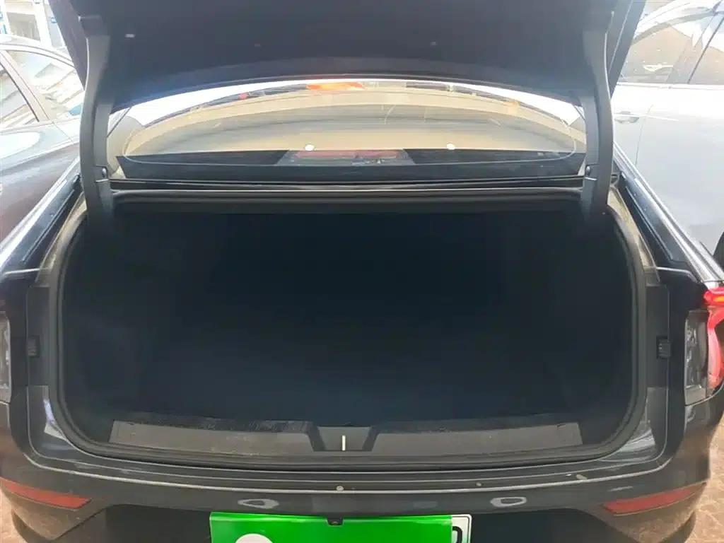 Wuling Xingguang 2024 Co-creation Edition 150 Advanced Model — миниатюра 19
