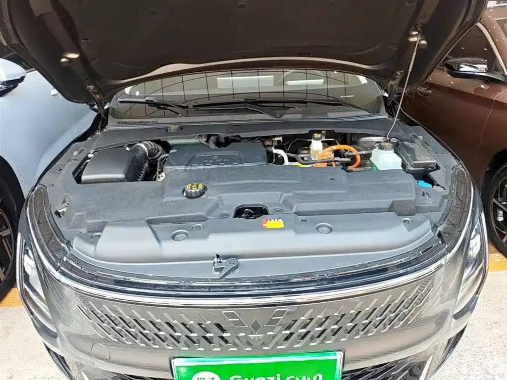 Wuling Xingguang 2024 Co-creation Edition 150 Advanced Model — миниатюра 20