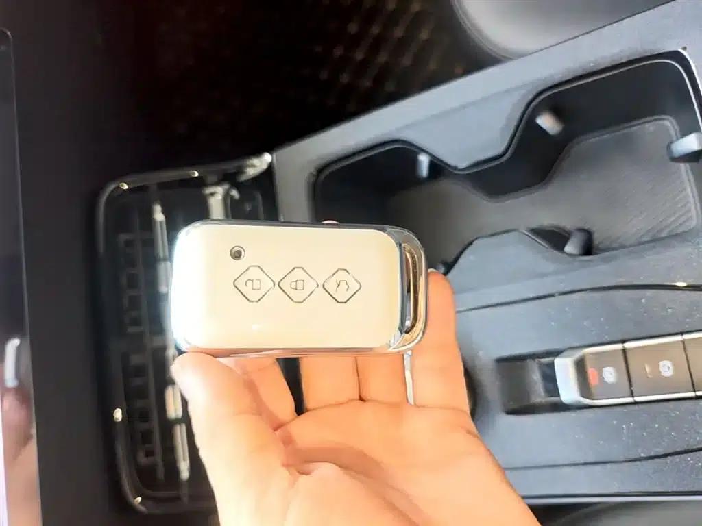 Wuling Xingguang 2024 Co-creation Edition 150 Advanced Model — миниатюра 9