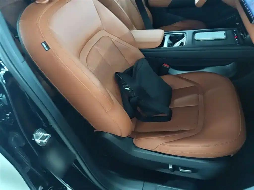 Wuling Xingguang 2025 Model 610km Smart Flagship Edition — миниатюра 25