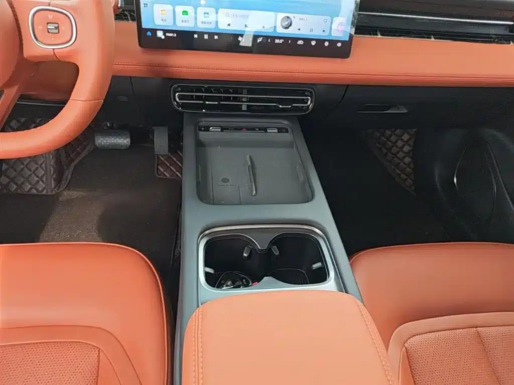 Wuling Xingguang 2025 Model 610km Smart Flagship Edition — миниатюра 10