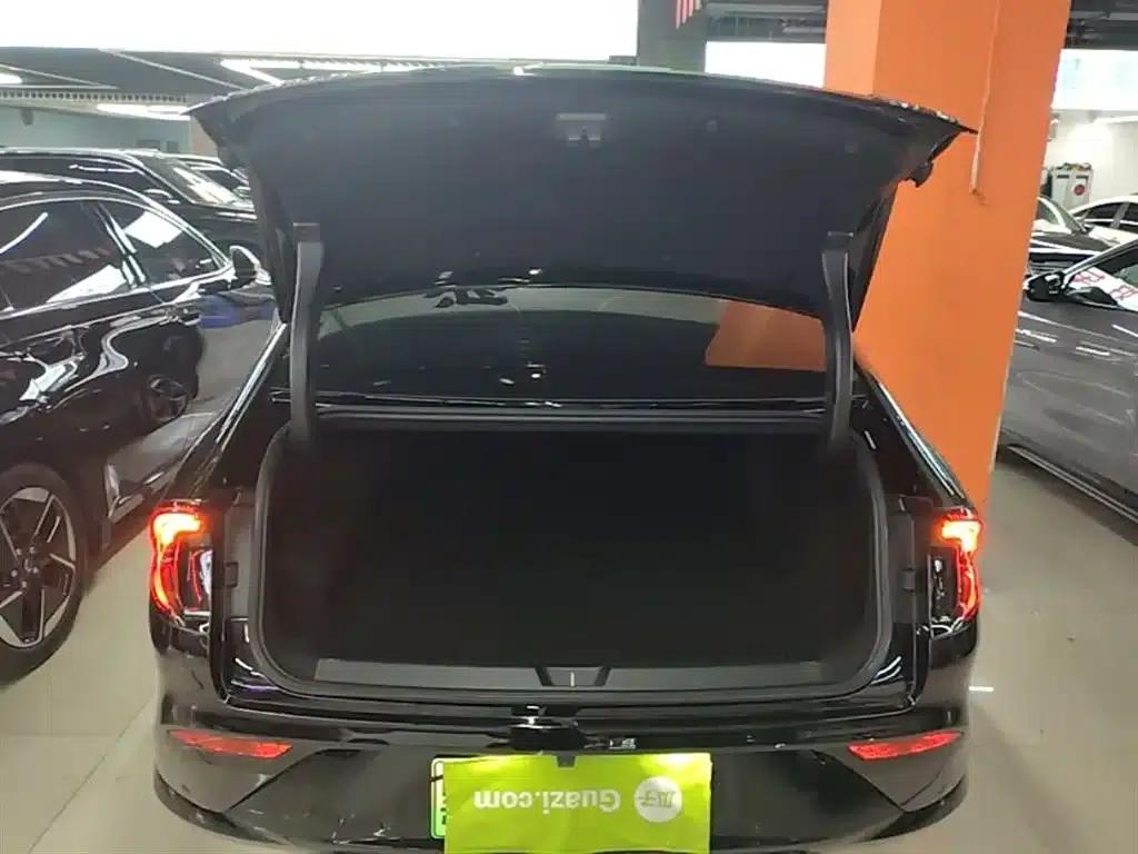 Wuling Xingguang 2025 Model 150km Intelligent Navigation Edition — миниатюра 19
