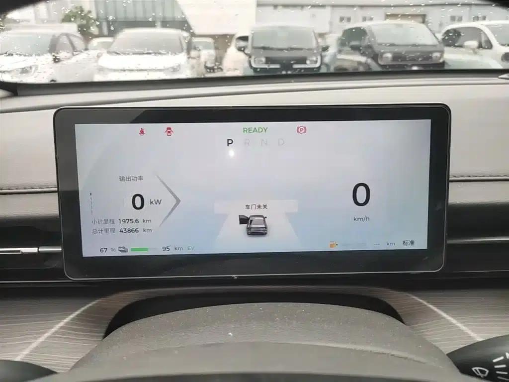 Wuling Xingguang 2023 Model 150 Advanced Edition — миниатюра 12