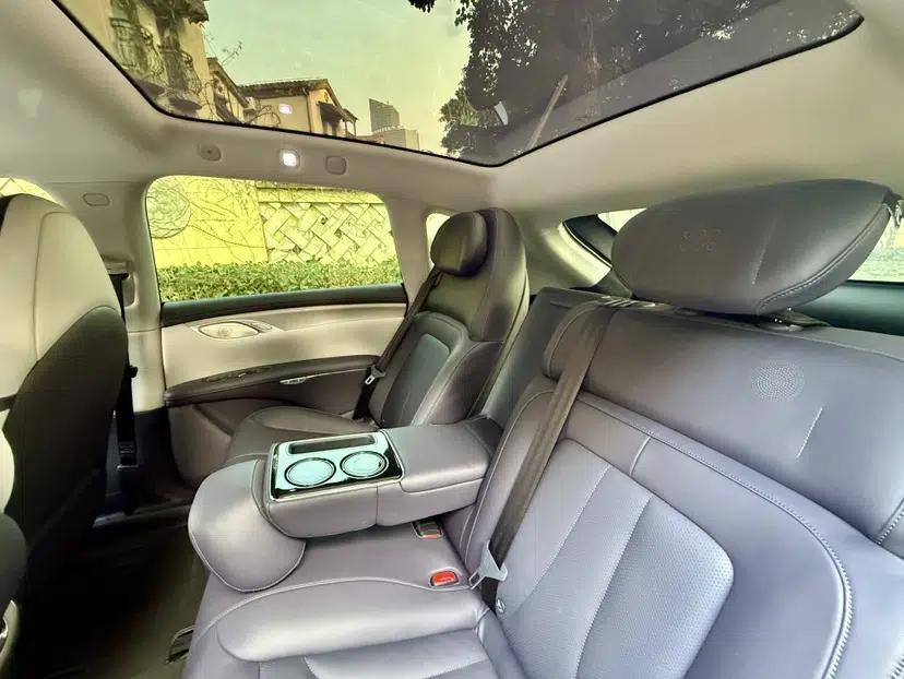 IM LS7 2023 90 kWh Elite Rear-Drive Version — миниатюра 19