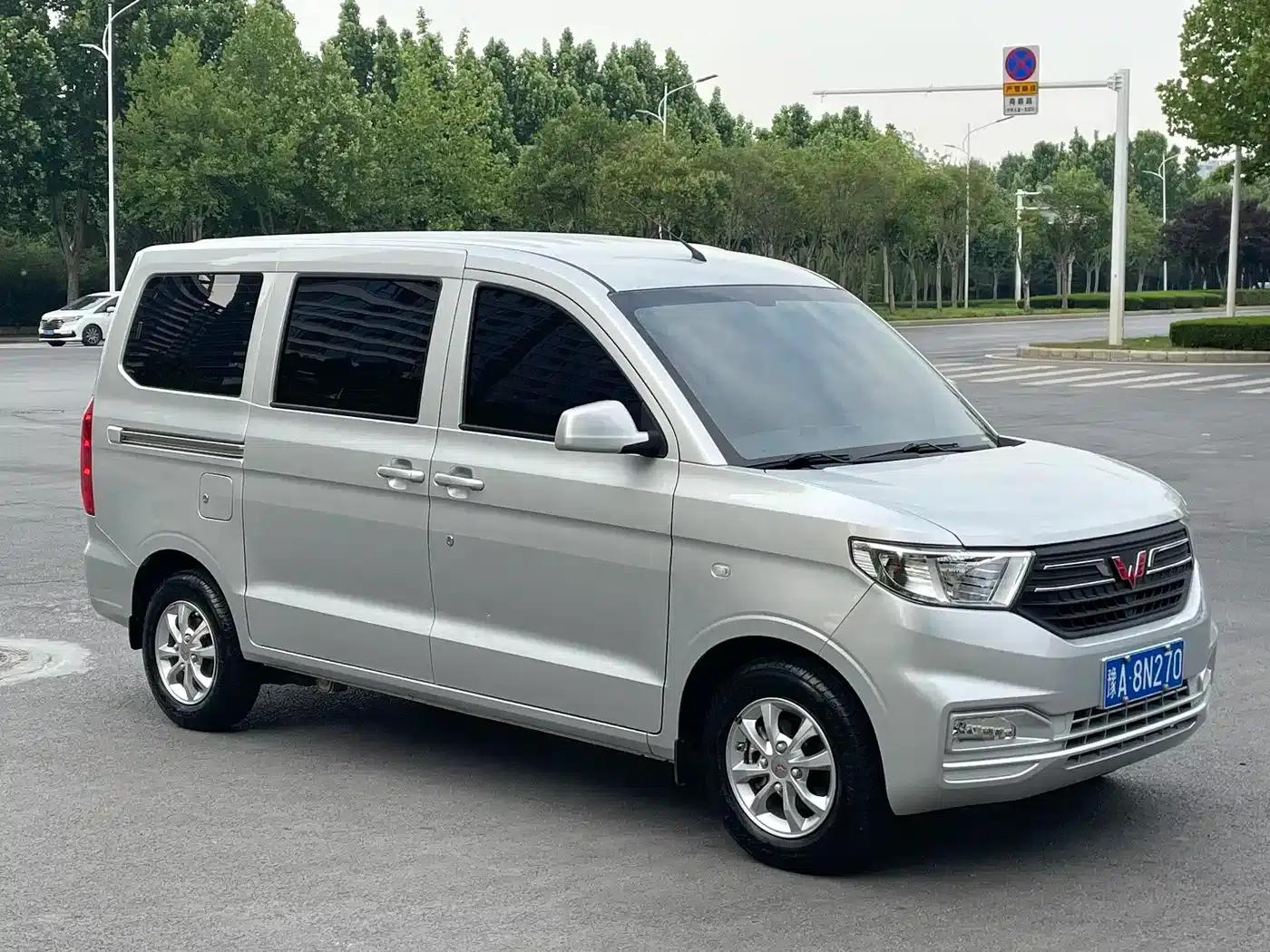 Wuling Hongguang V 2019 1.5L Basic Model (National VI Emission Standard) LAR — миниатюра 2