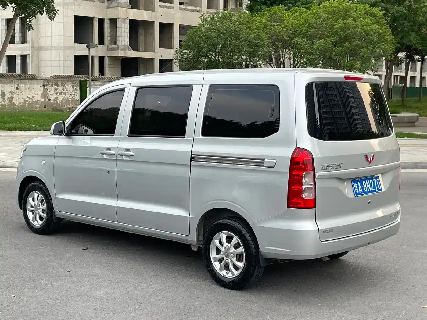 Wuling Hongguang V 2019 1.5L Basic Model (National VI Emission Standard) LAR — миниатюра 4