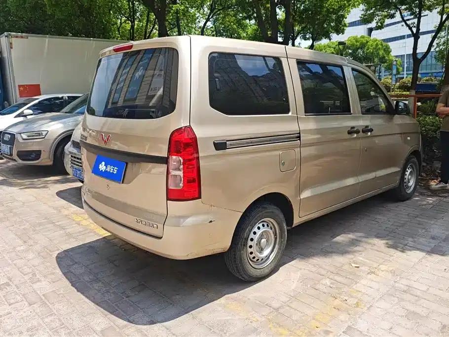 Wuling Hongguang V 2022 1.5L Jinqu Edition Electric Power Assist LAR — миниатюра 3