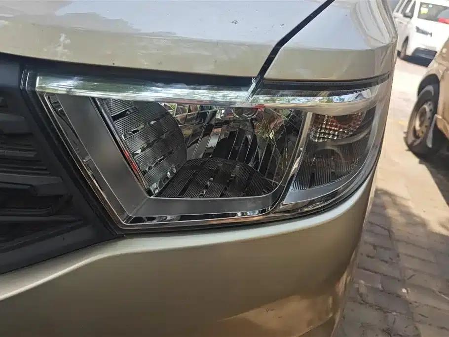 Wuling Hongguang V 2022 1.5L Jinqu Edition Electric Power Assist LAR — миниатюра 5