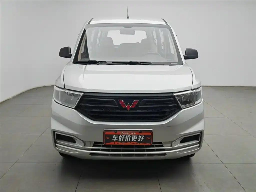 Wuling Hongguang V 2021 1.5L Sporty Edition LAR — миниатюра 3