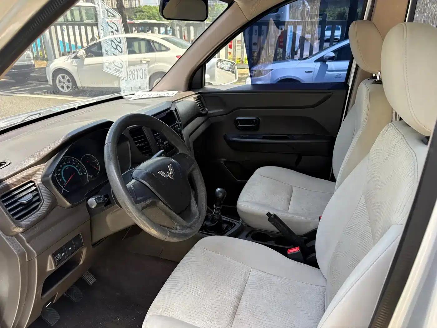 Wuling Hongguang V 2019 1.5L Basic Model (National VI Emission Standard) LAR — миниатюра 13