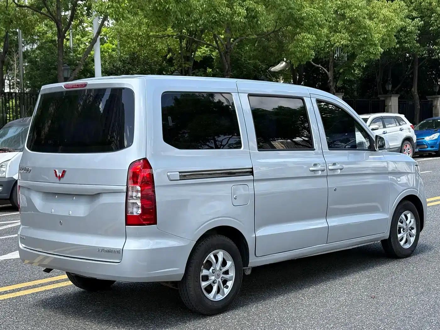 Wuling Hongguang V 2019 1.5L Basic Model (National VI Emission Standard) LAR — миниатюра 7