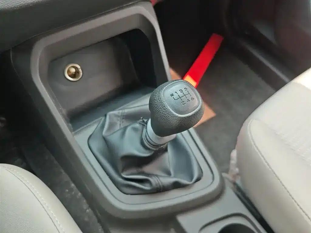 Wuling Hongguang V 2022 1.5L Jinqu Edition Electric Power Assist LAR — миниатюра 14