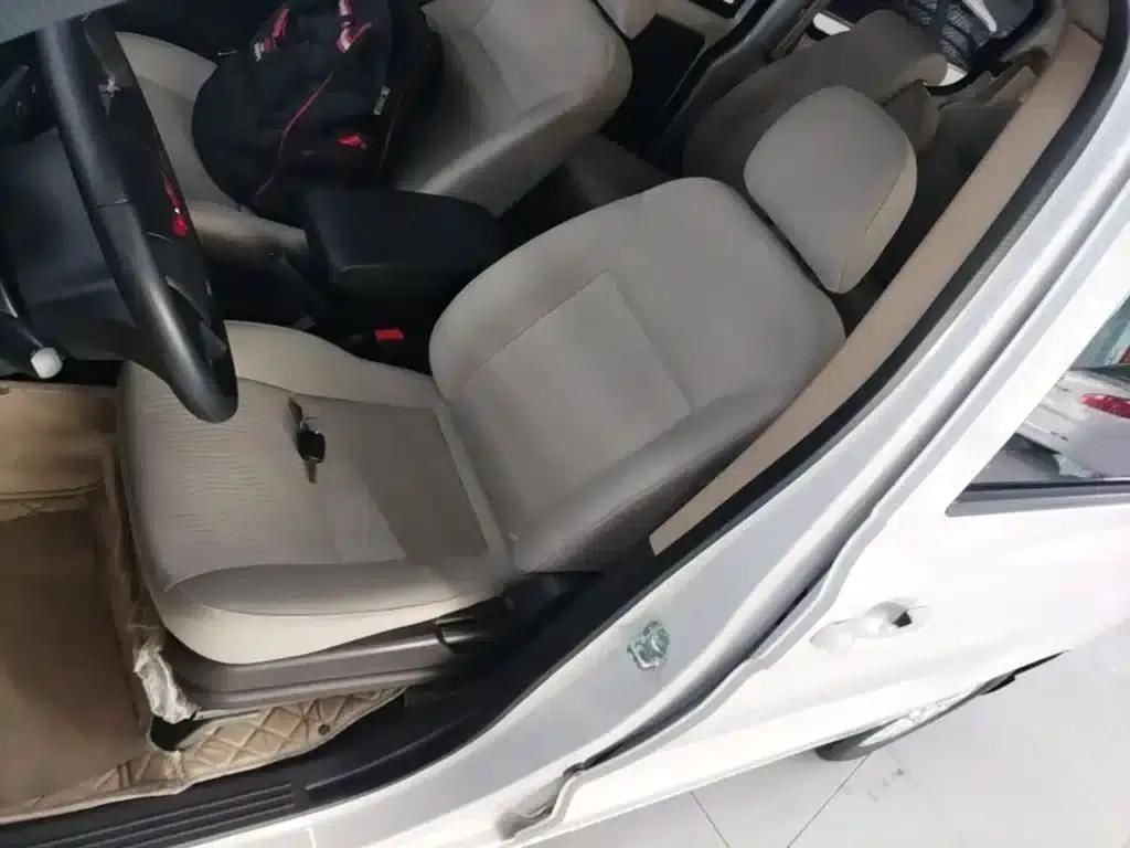 Wuling Hongguang V 2021 1.5L Facelift Enjoy Edition LAR — миниатюра 15