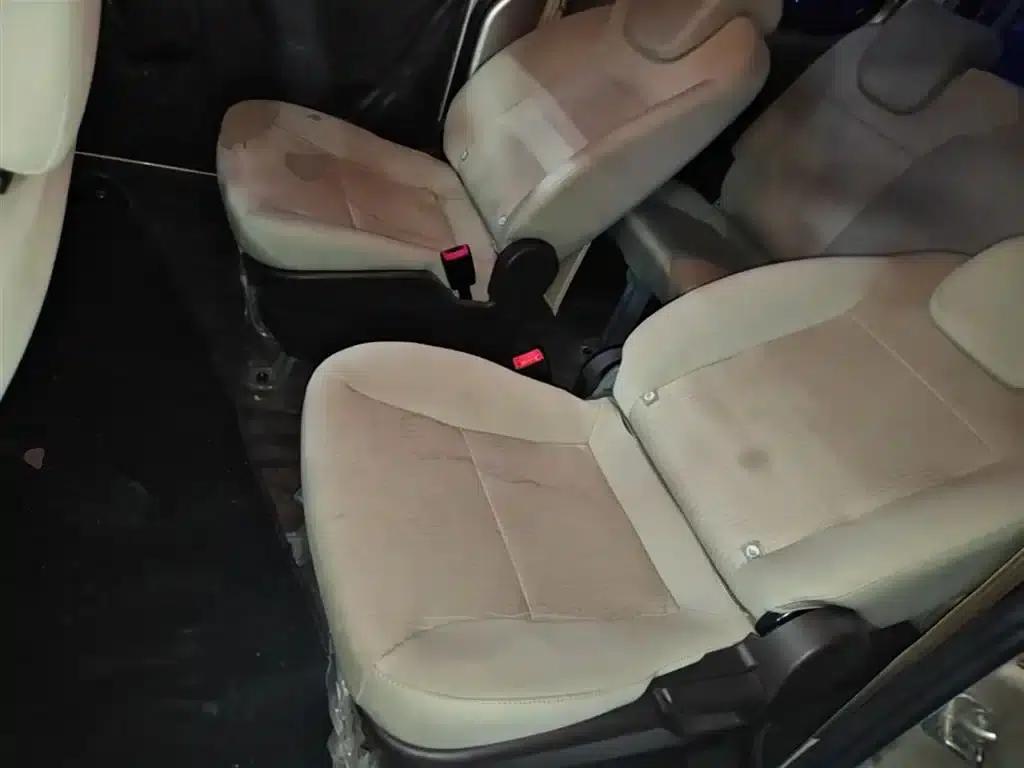Wuling Hongguang V 2022 1.5L Enjoy Edition Electric Power Assist LAR — миниатюра 17