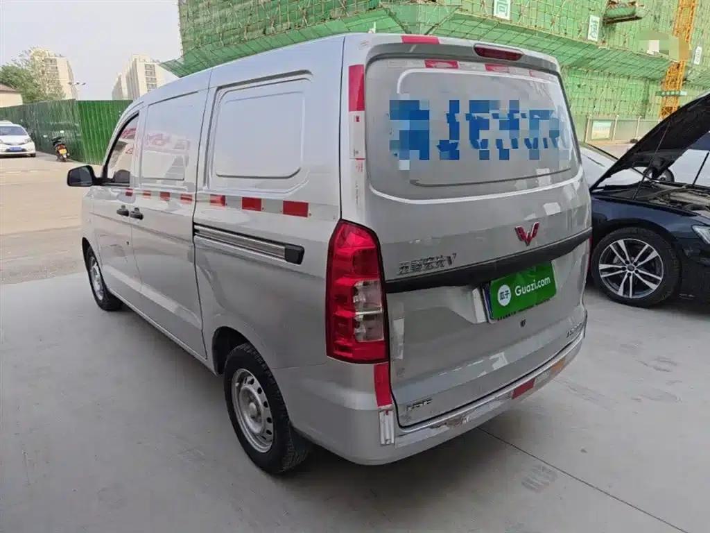Wuling Hongguang V 2022 1.5L Jinqu Edition with Sealed Windows and Hydraulic Power Steering (LAR) — миниатюра 5
