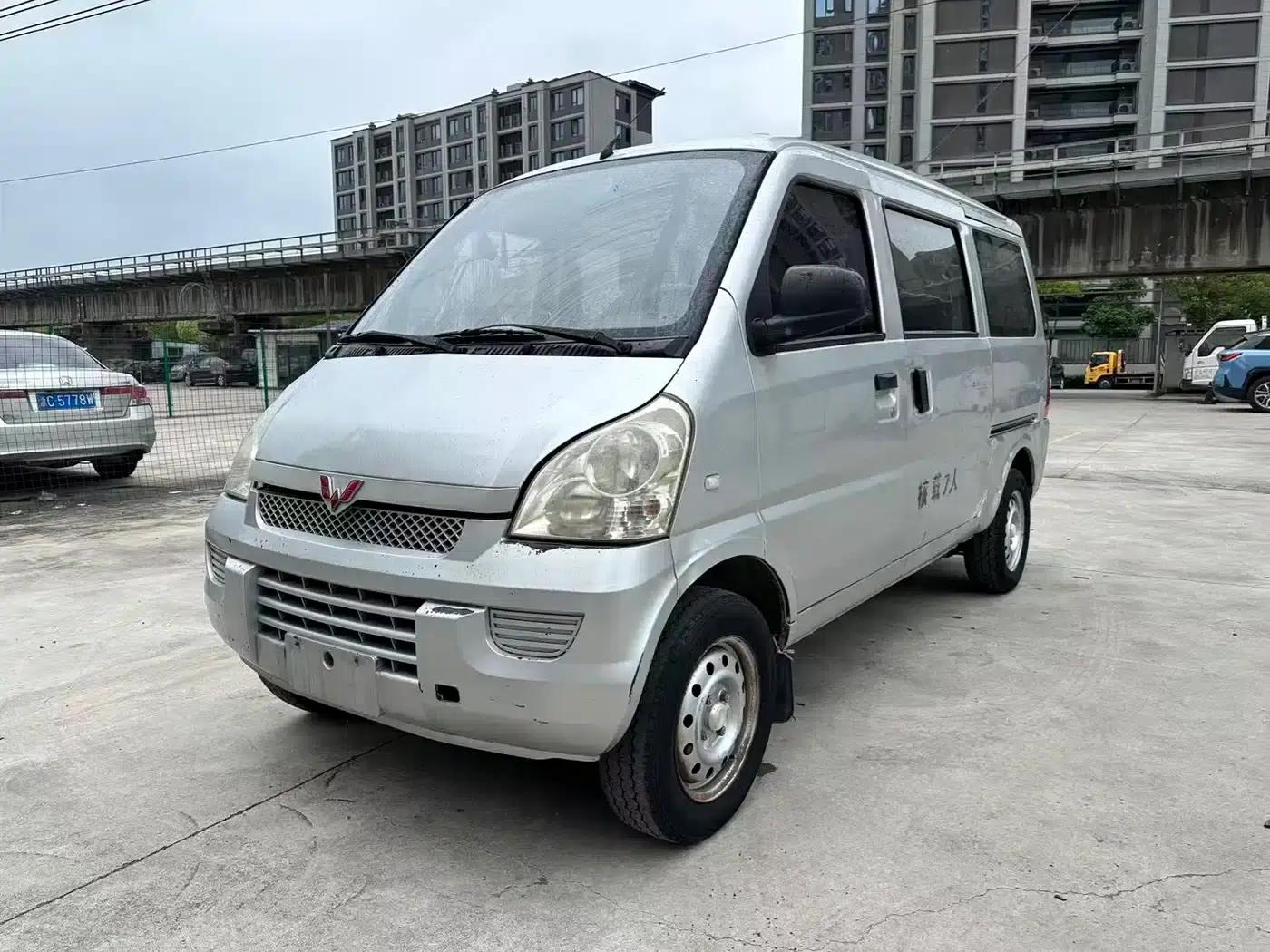 Wuling Rongguang 2011 1.2L Standard Edition — миниатюра 3